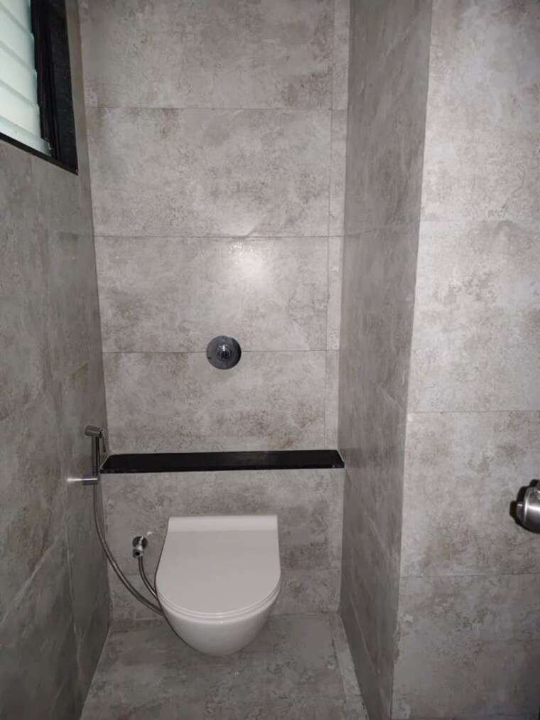 Bathroom, goel-ganga-altus 2 Bedroom 691 Sq.Ft. Apartment In Kharadi Pune 10716806