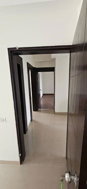Building Lobby in 3 BHK Builder Floor at Uppal Southend, Sector 49 – for Rent