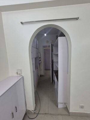  3.5 BHK Apartment at Mayur Vihar – for Rent