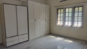 Room in 3 BHK Builder Floor at Jubilee Hills – for Rent