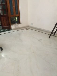 3 BHK Builder Floor For Rent in Sector 19