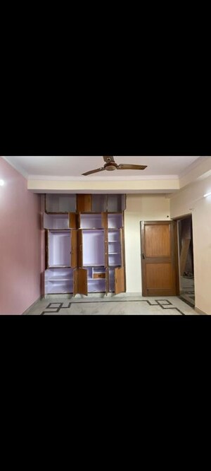 Bedroom in 3 BHK Builder Floor at Sector 19 – for Rent