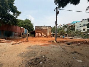 Plot For Sale in Yemalur
