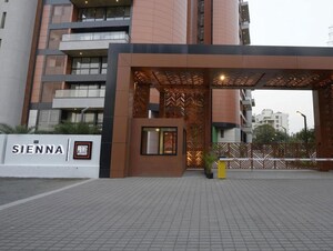 3.5 BHK Apartment – Exterior View View at Kumar Sienna, Magarpatta Road - for Sale