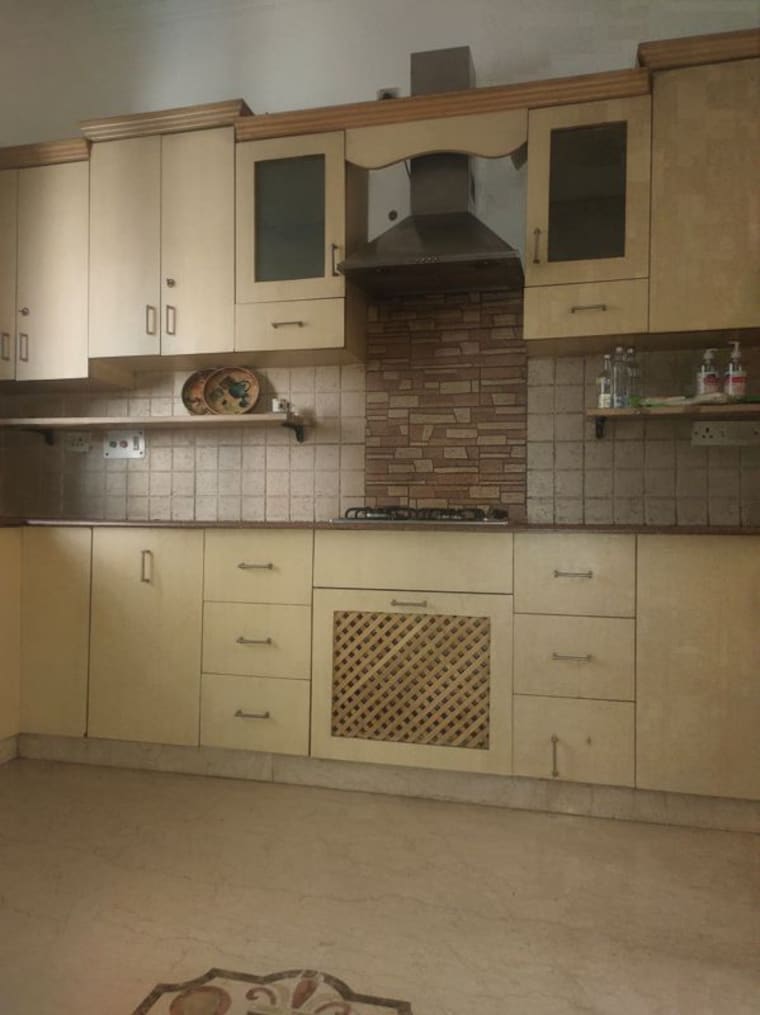 Kitchen, new friends colony 4 Bedroom 4500 Sq.Ft. Builder Floor In New Friends Colony Delhi 10717050