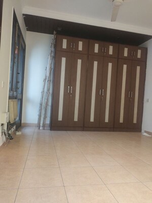 Room in 4 BHK Builder Floor at New Friends Colony – for Sale