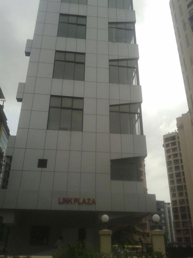 Exterior View, andheri west Commercial Office Space 200 Sq.Ft. In Andheri West Mumbai 10717069