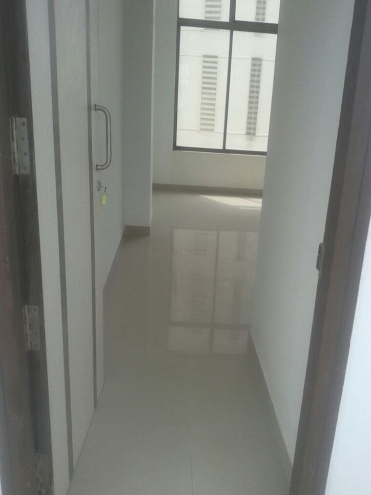 Other, andheri west Commercial Office Space 200 Sq.Ft. In Andheri West Mumbai 10717069