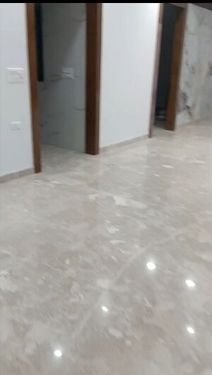 5 BHK Builder Floor For Rent in Sector 5