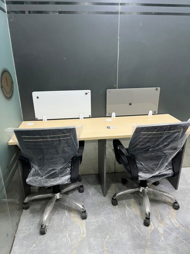 Team Area, alphathum Commercial Office Space 245 Sq.Ft. In Sector 90 Noida 10717072