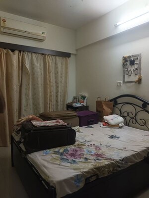 2 BHK Apartment For Rent in Trishul Gold Coast, Ghansoli