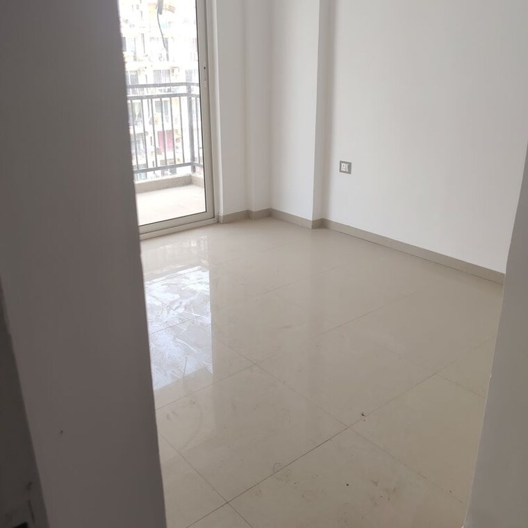 Room, signature-global-signum-37d 2 Bedroom 1250 Sq.Ft. Apartment In Sector 37d Gurgaon 10696718
