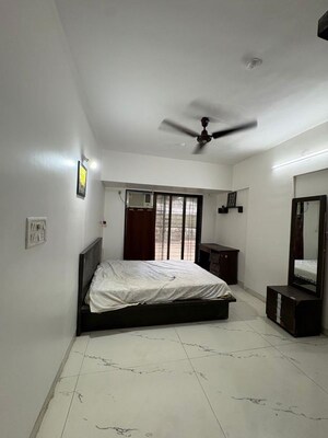 Bedroom in 2 BHK Apartment at Goyal Green Woods, Andheri East – for Rent