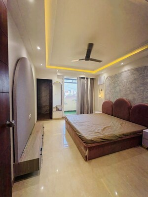 Bedroom in 5 BHK Apartment at Sector 12 – for Sale