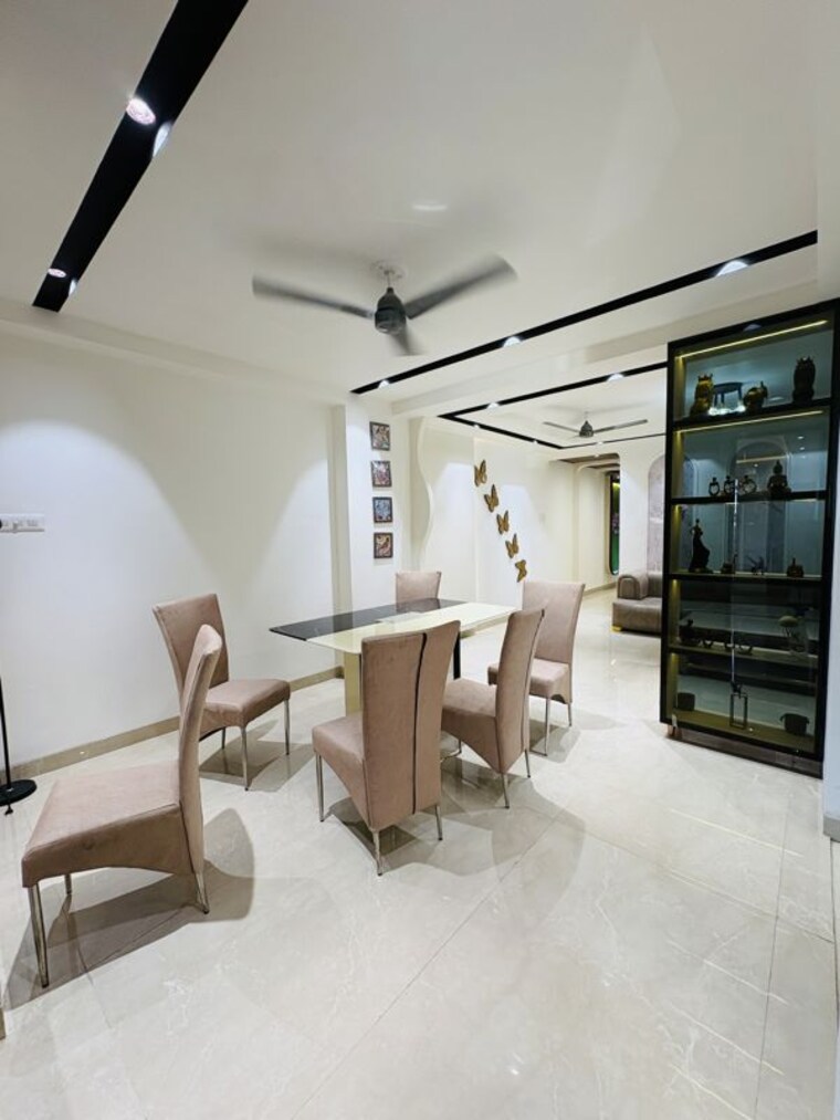 Room, sector 12 5 Bedroom 2535 Sq.Ft. Apartment In Sector 12 Lucknow 10717127