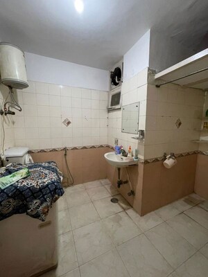 Team Area in 2 BHK Builder Floor at Mehrauli – for Rent