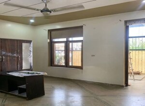 2 BHK Apartment For Rent in Alpha 1 Greater Noida