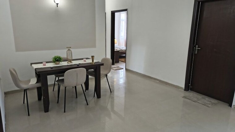 Room, gaur-atulyam 2 Bedroom 955 Sq.Ft. Apartment In Omicron I Greater Noida Greater Noida 10717171