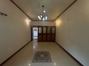 Furnished Amenities in 3 BHK Builder Floor at East Of Kailash – for Rent