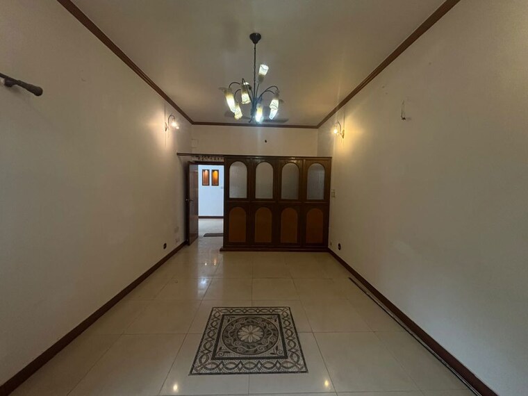 undefined, east of kailash 3 Bedroom 200 Sq.Yd. Builder Floor In East Of Kailash Delhi 10717067