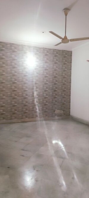 Bathroom in 3 BHK Independent House at Sector 37 – for Rent