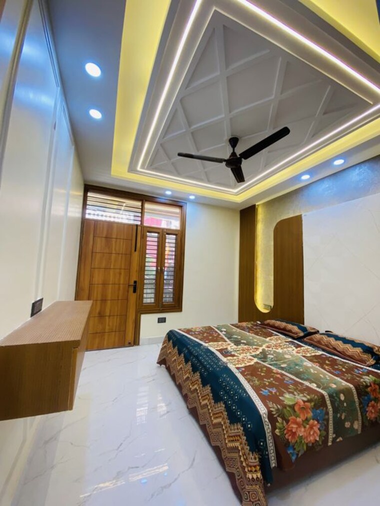Bedroom, uttam nagar 3 Bedroom 150 Sq.Yd. Builder Floor In Uttam Nagar Delhi 10717188