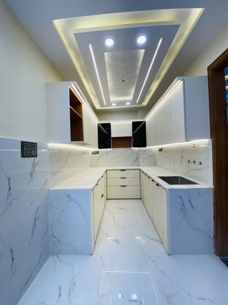 Team Area, uttam nagar 3 Bedroom 150 Sq.Yd. Builder Floor In Uttam Nagar Delhi 10717188