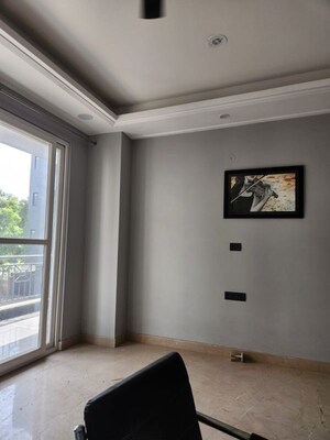 Room in 3 BHK Builder Floor at Sector 57 – for Rent
