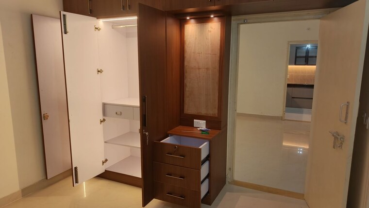 Bathroom, upaevp-mandakini-enclave 2.5 Bedroom 1375 Sq.Ft. Apartment In Raebareli Road Lucknow 10717216