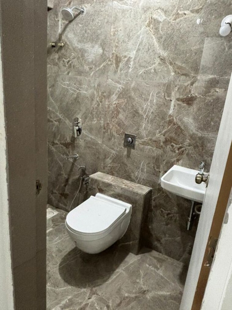 Washroom, shraddha-vardaan 2 Bedroom 539 Sq.Ft. Apartment In Bhandup West Mumbai 10717210