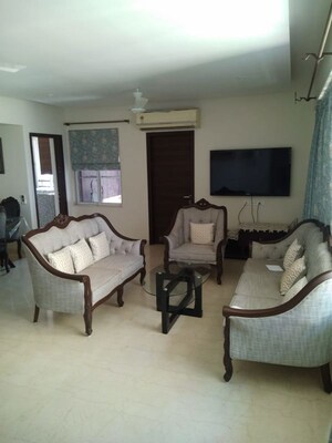 3 BHK Apartment For Rent in Satguru Sanskar, Bandra West