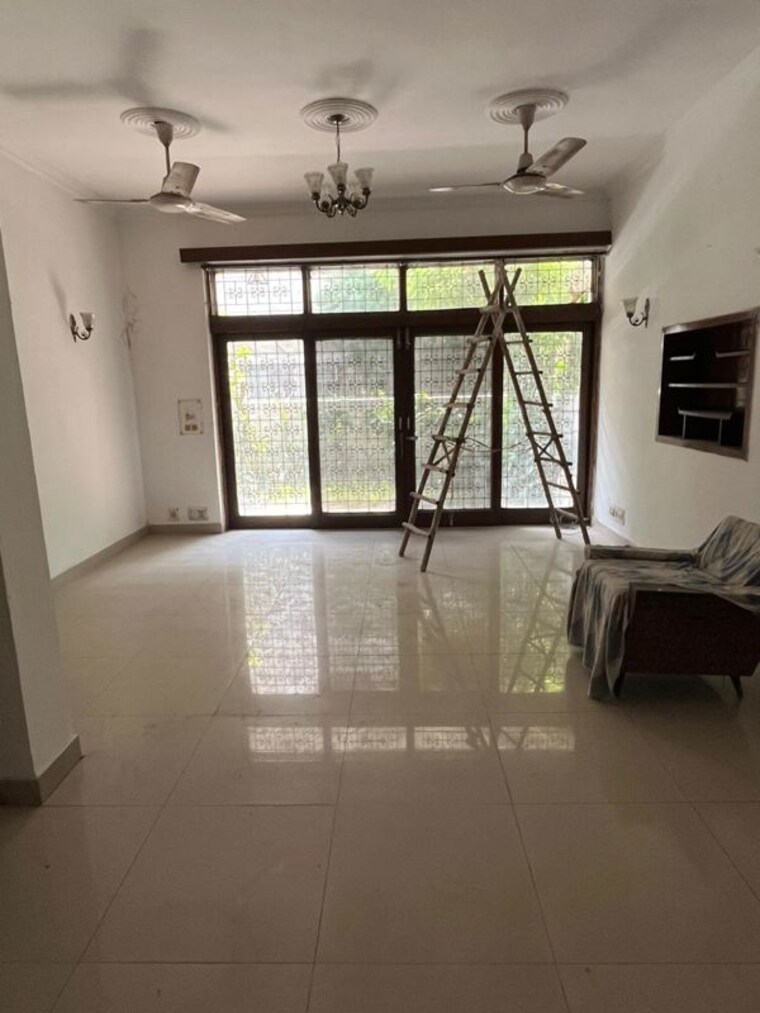 Kitchen, greater kailash 3 Bedroom 1600 Sq.Ft. Builder Floor In Greater Kailash Delhi 10717249