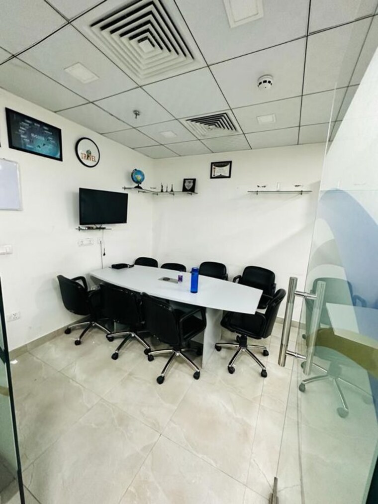 Team Area, advant-navis-business-park Commercial Office Space 2200 Sq.Ft. In Sector 142 Noida 10717260