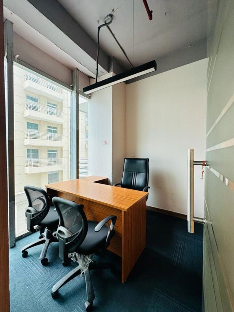 Team Area, assotech-business-cresterra Commercial Office Space 1030 Sq.Ft. In Sector 135 Noida 10717264