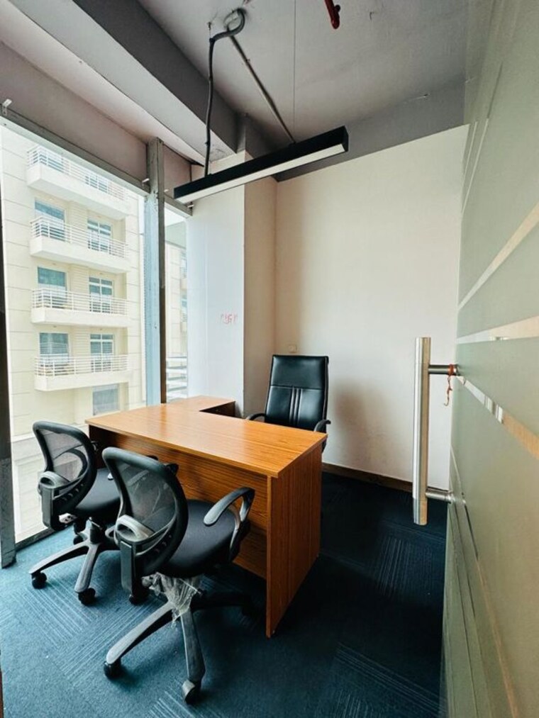 Team Area, assotech-business-cresterra Commercial Office Space 1030 Sq.Ft. In Sector 135 Noida 10717264