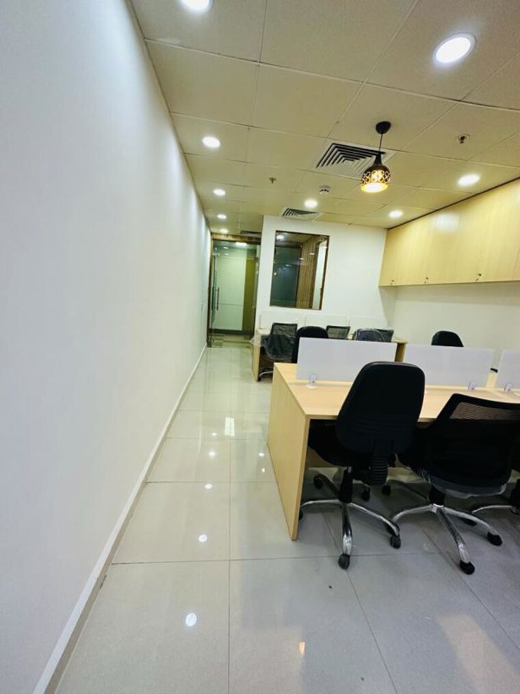 Team Area, assotech-business-cresterra Commercial Office Space 532 Sq.Ft. In Sector 135 Noida 10717277