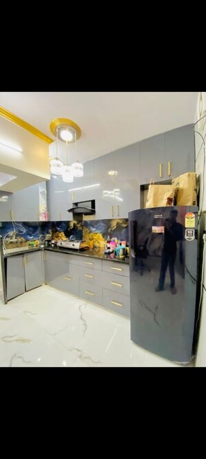 Team Area in 1 BHK Apartment at Sector 16b Dwarka – for Rent
