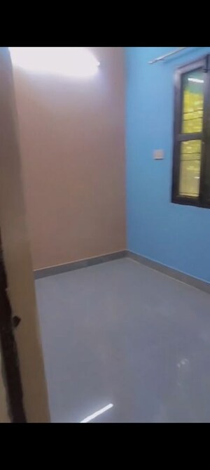 Room in 1 BHK Apartment at Sector 16b Dwarka – for Rent