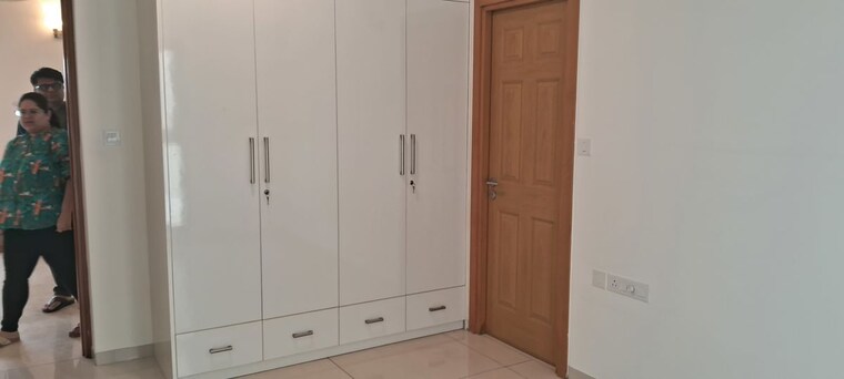Bathroom, prestige-song-of-the-south-phase-2 3 Bedroom 1748 Sq.Ft. Apartment In Yelenahalli Bangalore 10717339