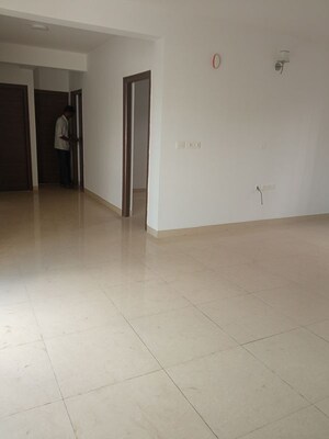 Room in 4 BHK Apartment at Brigade Millennium, Jp Nagar – for Rent