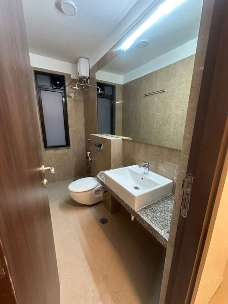 Bathroom, sunteck-city-avenue-4 2 Bedroom 644 Sq.Ft. Apartment In Goregaon West Mumbai 10717367