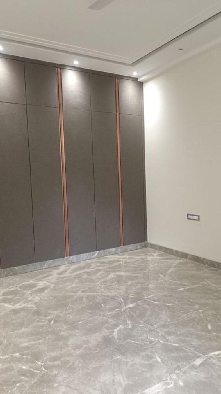 undefined, east patel nagar 3 Bedroom 1810 Sq.Ft. Builder Floor In East Patel Nagar Delhi 10717371