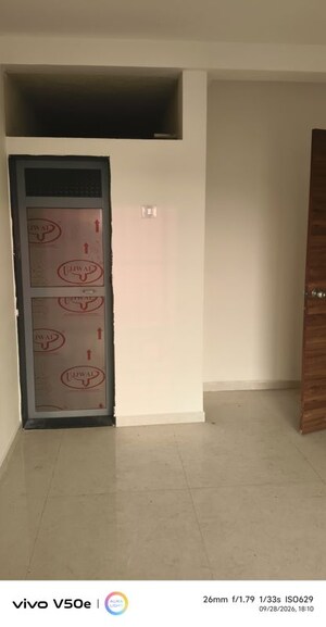 Room in 2 BHK Apartment at Mahalaxmi Krupa, Dombivli East – for Rent