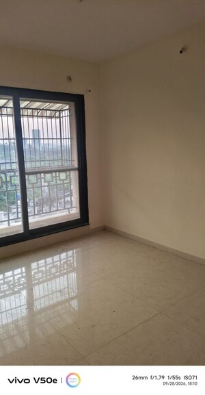 Room in 2 BHK Apartment at Mahalaxmi Krupa, Dombivli East – for Rent