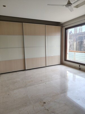 Room in 5 BHK Builder Floor at Greater Kailash – for Sale