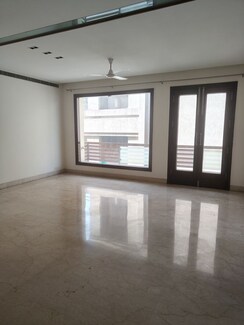 5 BHK +Builder Floor For Sale in Greater Kailash