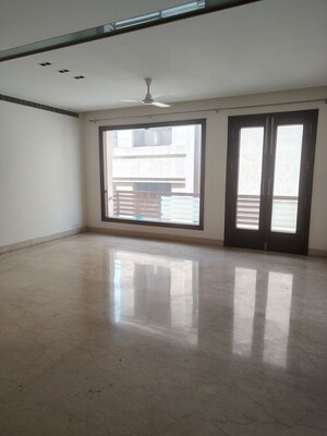 5 BHK Builder Floor For Sale in Greater Kailash