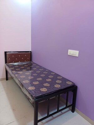 Pg For Rent in Ghansoli