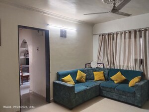 Living Room in 2.5 BHK Apartment at Giridhar Nagar – for Rent