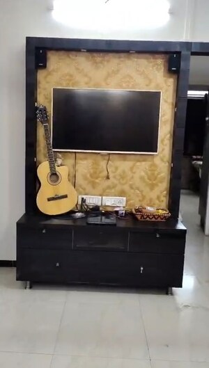 Furnished Amenities in 1 BHK Apartment at Vishnu Villa Vile Parle, Vile Parle East – for Rent